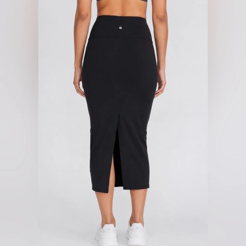 Lululemon Nulu Slim-Fit High-Rise Midi Skirt Black Size 4 NWT LW8AH0S Asia